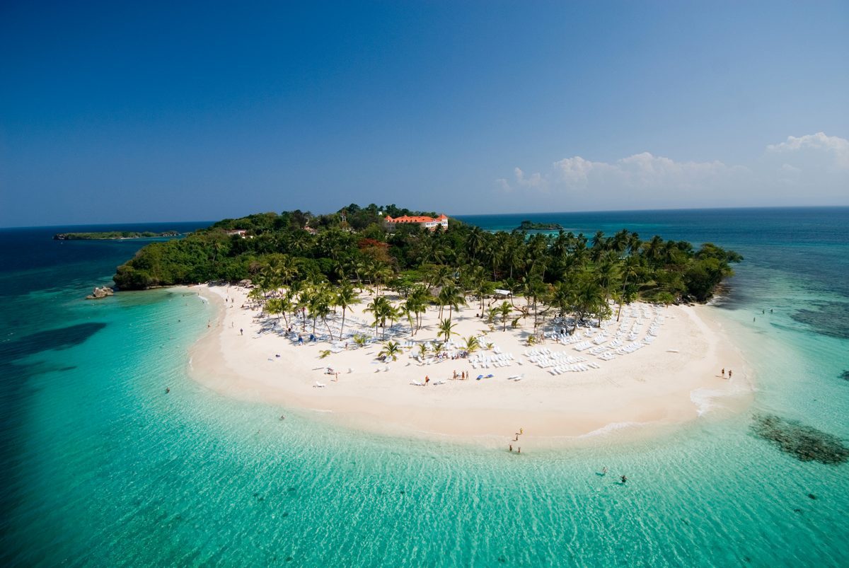 SAMANÁ