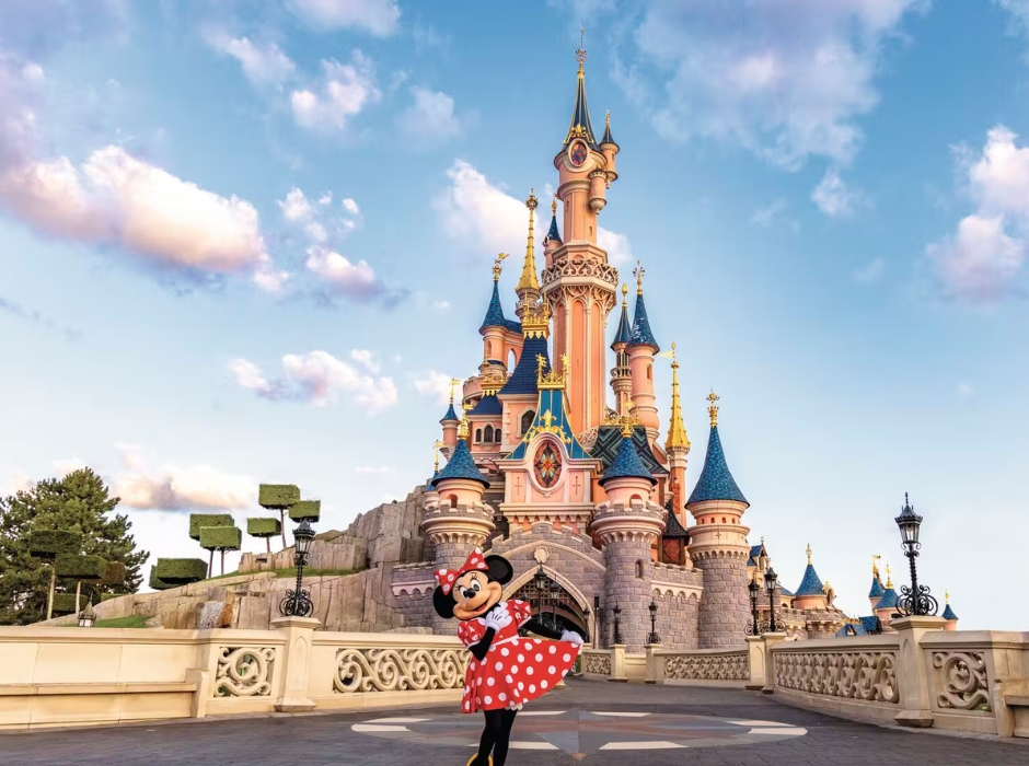 DISNEYLAND PARIS   