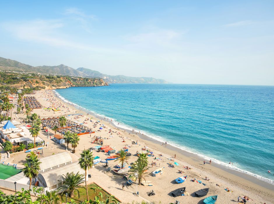 MÁLAGA + SELWO MARINA