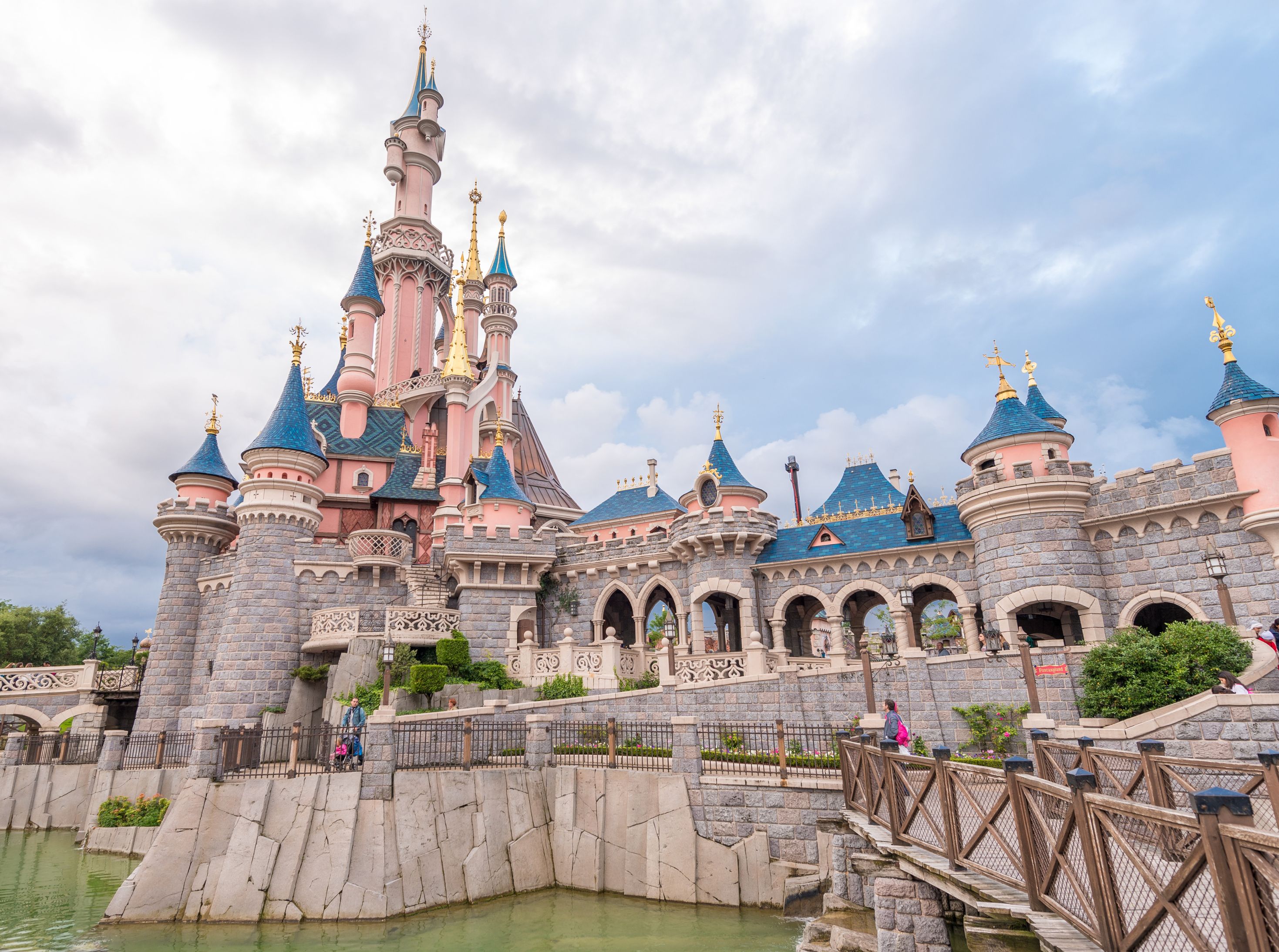 DISNEYLAND PARIS